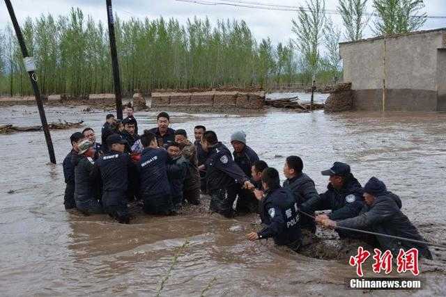 新疆洪涝