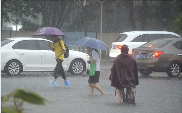 暴雨 移动泵车