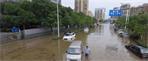 南京遭遇强降雨 多地受淹交通受阻